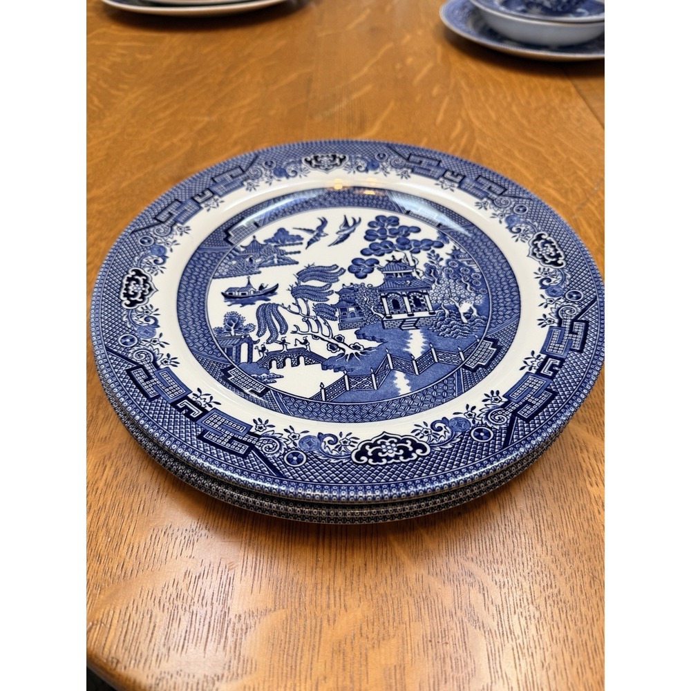 Set Of 4 Churchill China Blue Willow 10.25" Dinner Plates England MINT